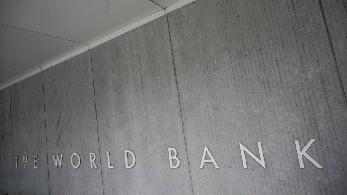 Banco Mundial alerta sobre desaceleración global y golpe económico a América Latina por aranceles de EE. UU.