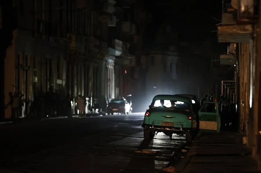 BApagones, promesas, averías y hastío: doce meses de la crisis energética total en Cuba