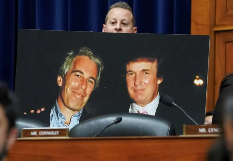 Demócratas publican documentos de Epstein; Trump sí «sabía de la existencia de las chicas»