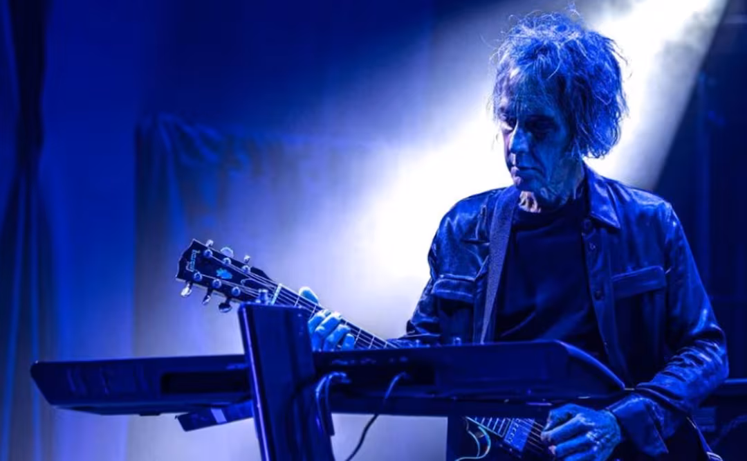 Muere Perry Bamonte, guitarrista y teclista de The CureBorrador automático