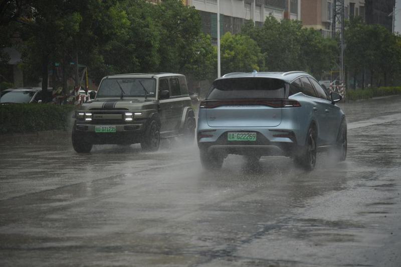 (Multimedia) Tribunal Supremo de China aclara responsabilidad de conductores en casos relacionados con sistemas de conducción asistida