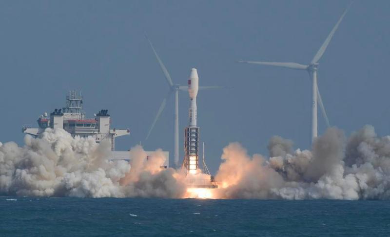 (Multimedia) Ampliación: Cohete comercial SD-3 de China lanza 7 satélites desde el mar