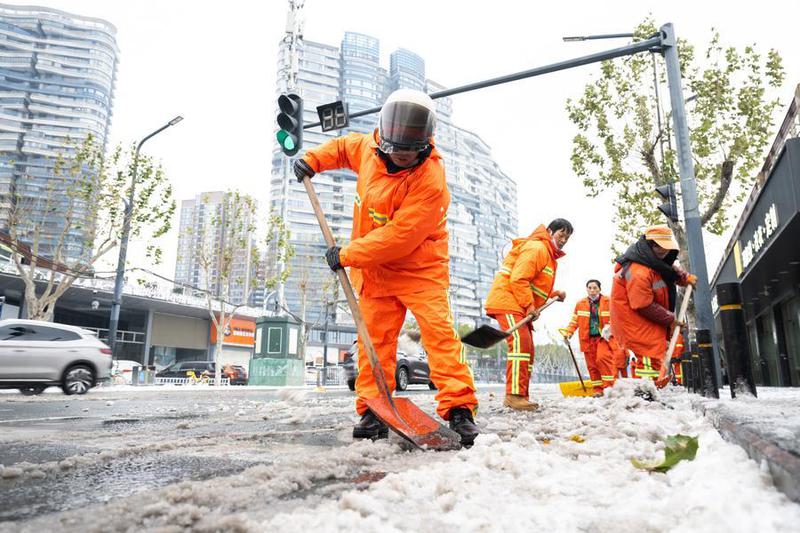 (Multimedia) Lluvia y nieve generalizadas golpearán centro y este de China