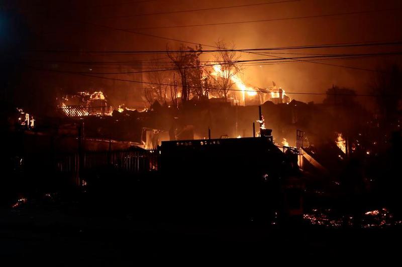 (Multimedia) Arriba a Chile contingente de 145 bomberos mexicanos para ayudar a combatir incendios forestales