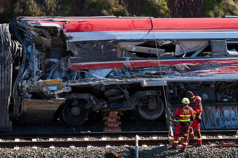 (Multimedia) Sube a 43 número de fallecidos por accidente ferroviario en localidad española de Adamuz