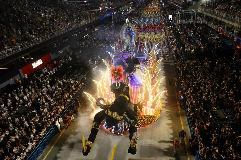 (Multimedia) Especial: Río de Janeiro abre su Carnaval con una noche de samba, historia y emoción en el Sambódromo