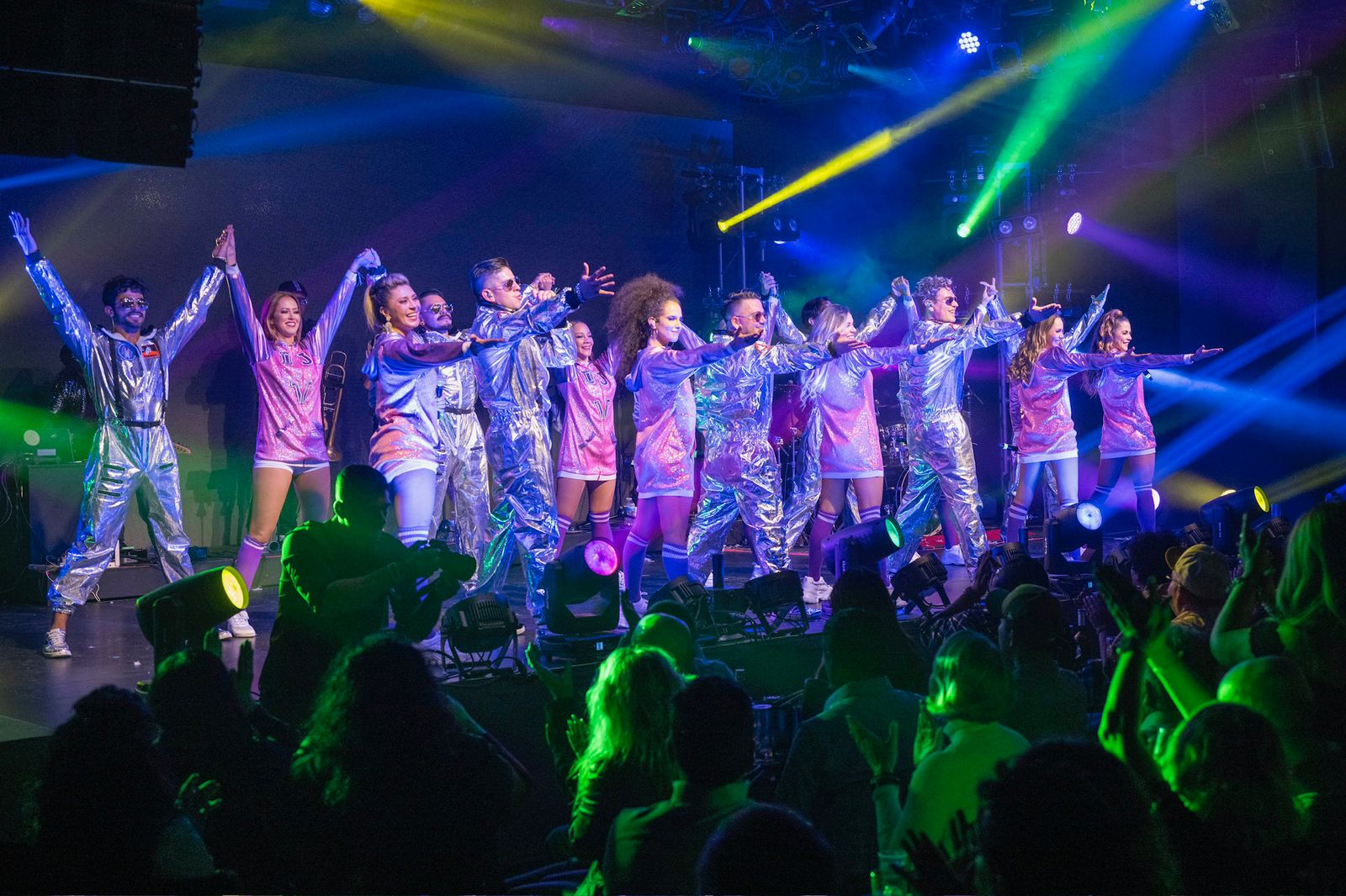 Déjà Vu Retro Show: el túnel del tiempo que sigue conquistando al público mexicano